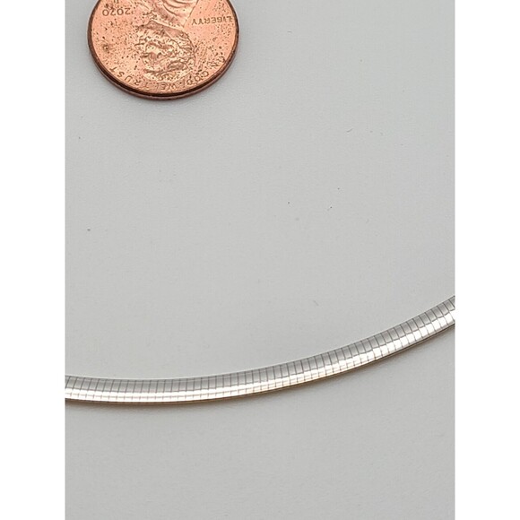 Reversible 14k White & Yellow Gold Omega Chain Necklace 18" Length, 13.74g - Picture 3 of 13